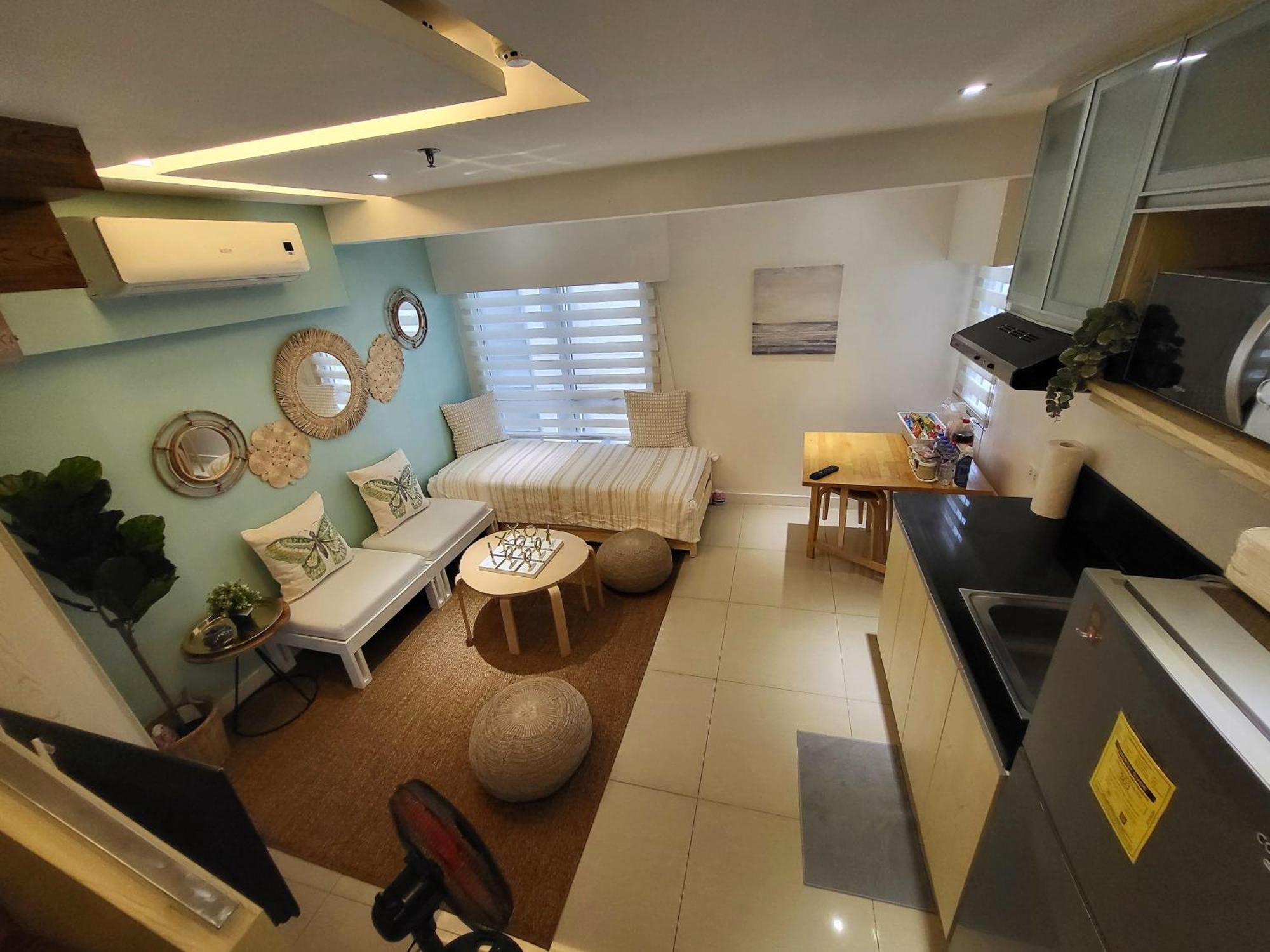 Muggle Stay Guest House - Bonifacio Global City Taguig Манила Экстерьер фото